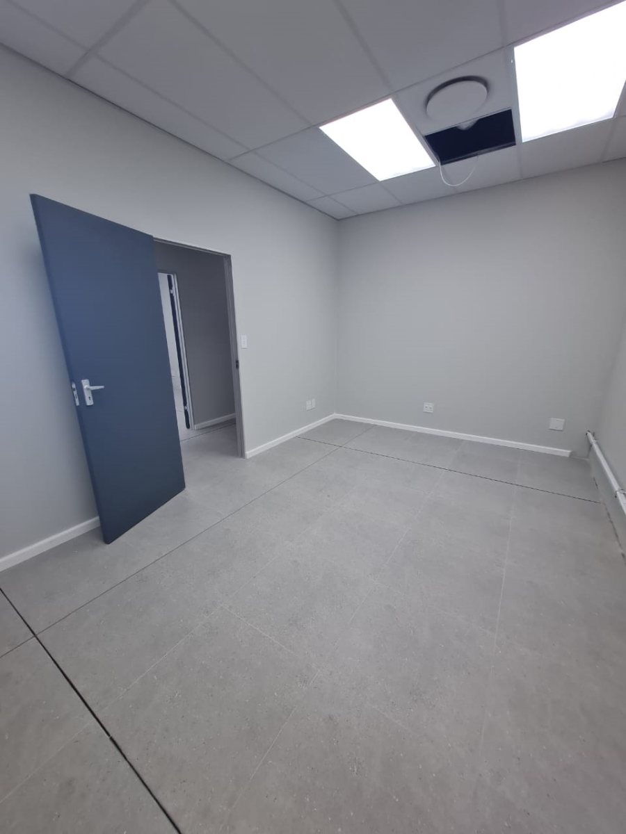 To Let Commercial Property for Rent in Wynberg Western Cape